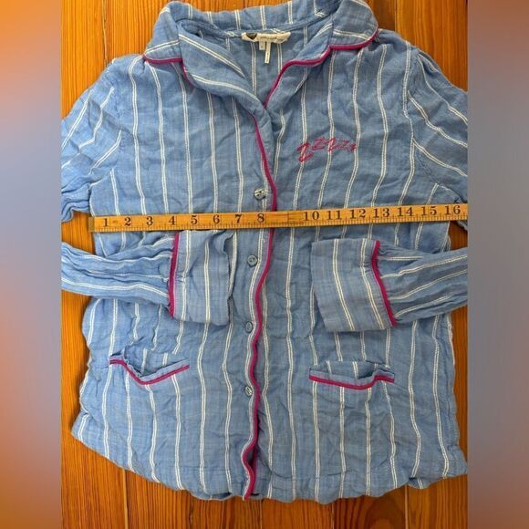 Floreat Pajama Top - Picture 6 of 6